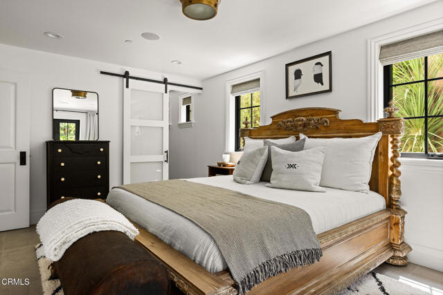 Detail Gallery Image 15 of 41 For 1173 Norwich Ln, Ventura,  CA 93001 - 4 Beds | 4/1 Baths