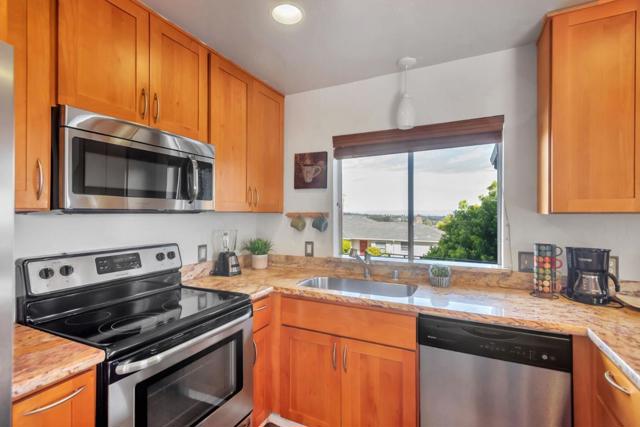 347 Rolling Hills Avenue, San Mateo CA: https://media.crmls.org/mediaz/c453ce05-8c27-4286-9d56-a65282e5a6f4.jpg