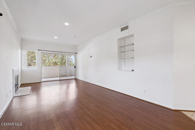 2732 Borchard Road, Newbury Park CA: https://media.crmls.org/mediaz/c453d0aa-c1a9-4e37-aaba-e98026d382c3.jpg
