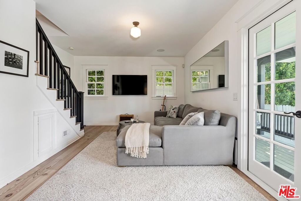 3983 Sunswept DriveStudio City img 28
