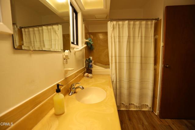 Detail Gallery Image 30 of 36 For 1010 W Robert Ave, Oxnard,  CA 93030 - 4 Beds | 2 Baths