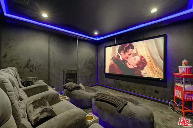 3801 Prado Del Trigo, Calabasas CA: https://media.crmls.org/mediaz/c456afb1-a865-49eb-bda1-f92fb19bca23.jpg