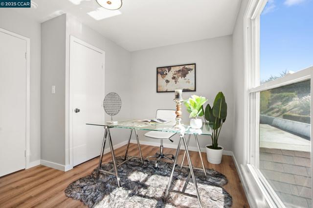 989 Parkside Dr, Richmond CA: https://media.crmls.org/mediaz/c458109b-e55c-49a8-b86e-3baee0e078a6.jpg