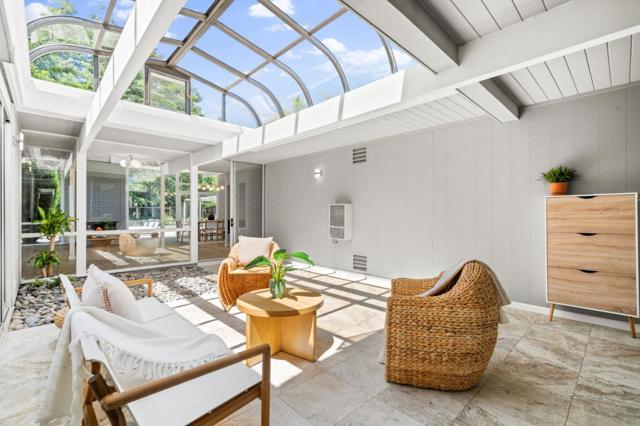 969 Eichler Drive, Mountain View CA: https://media.crmls.org/mediaz/c4594c4f-32c5-489a-a36d-a93ed738c03b.jpg