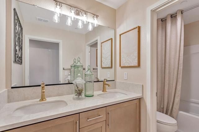 1143 Coyote Peak Way, Hollister CA: https://media.crmls.org/mediaz/c45aee79-fcb3-45f8-8677-0583f7009a2b.jpg