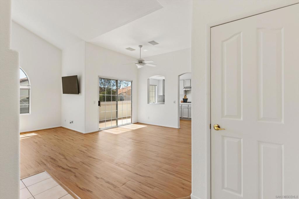 1874 Matin Cir - photo 4