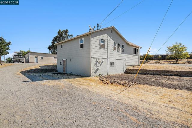 0 380 Pacifica Avenue, Bay Point CA: https://media.crmls.org/mediaz/c45cc9e5-5c87-4535-a90c-d371cb8cdba2.jpg