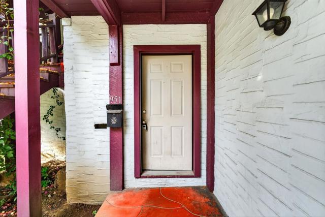 951 N 4th Street, San Jose CA: https://media.crmls.org/mediaz/c45d7ef8-e777-4fab-9f3f-d896b451486d.jpg