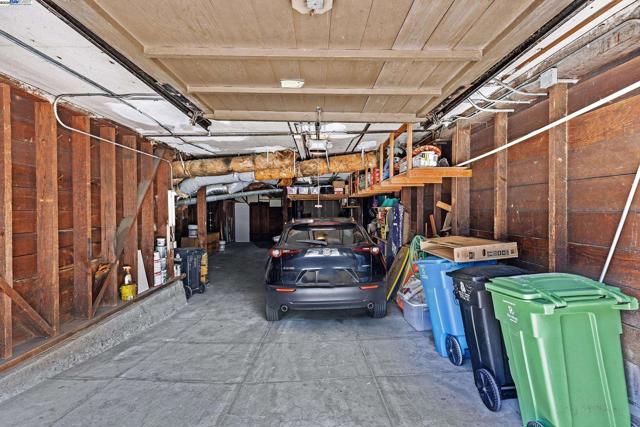 4134 Fulton St, San Francisco CA: https://media.crmls.org/mediaz/c45de30d-b903-4ead-86db-55ced63b23f1.jpg