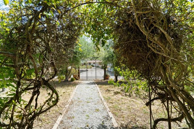 739 Snyder Avenue, Aromas CA: https://media.crmls.org/mediaz/c45de5ac-60c4-4e33-a512-ca547733f525.jpg