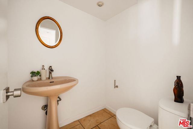 4 Bed Home for Sale in Los Angeles, California