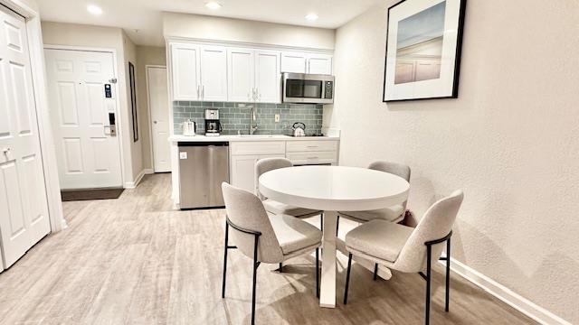 315 Seascape Resort Drive, Aptos CA: https://media.crmls.org/mediaz/c45e9fa8-9db8-492b-aac9-65d039db2c99.jpg