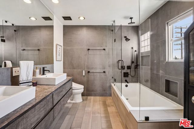 1751 Barry Avenue, Los Angeles CA: https://media.crmls.org/mediaz/c45ef2a6-f188-49c9-aa53-a3cef45d50d3.jpg