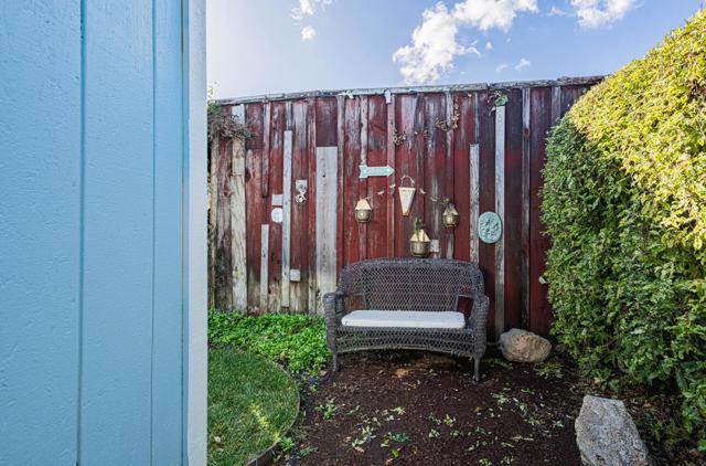 332 Capitol Street, Salinas CA: https://media.crmls.org/mediaz/c45fc089-039c-4215-b79f-470b92d78053.jpg