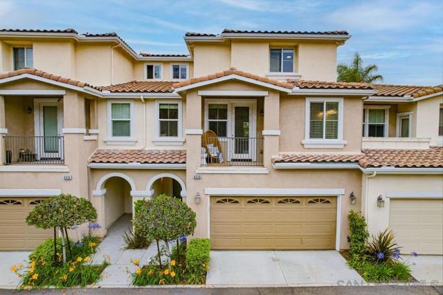 6938 Feldspar Place, Carlsbad CA: https://media.crmls.org/mediaz/c4612759-a94c-4fa6-ae0a-d39fe432974b.jpg