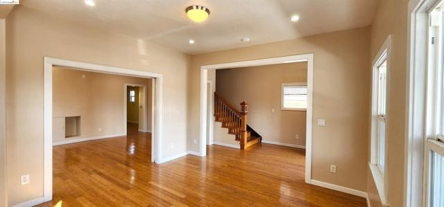 Image 6 of 36 For 1212 28th St