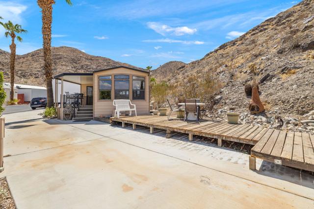69333 E Palm Canyon Drive, Cathedral City CA: https://media.crmls.org/mediaz/c462e7b4-47fb-438f-bf2d-edd434a4b47e.jpg