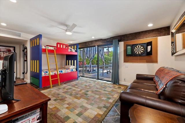 Image 32 of 72 For 73191 Shadow Mountain Drive
