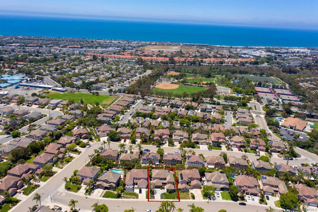 MLS #250032251SD img 27