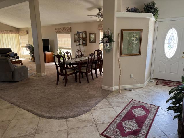 35610 Mexico Way, Thousand Palms CA: https://media.crmls.org/mediaz/c463df25-15cd-4e31-9591-5fc9714137d4.jpg