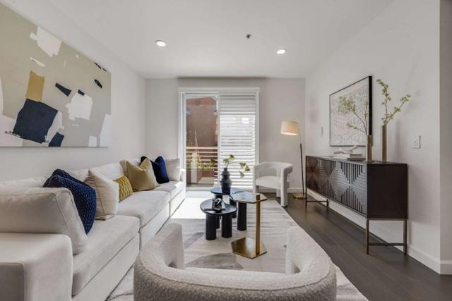 401 Crescent Court, San Francisco CA: https://media.crmls.org/mediaz/c4640fba-df99-40a1-82ab-84b2ed7b347f.jpg