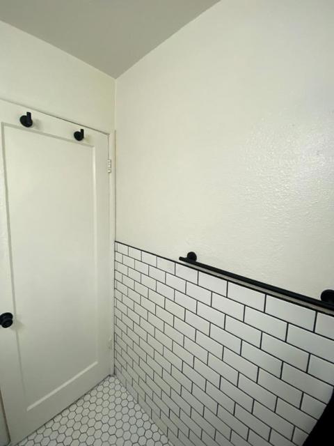 1672 E San Fernando Street, San Jose CA: https://media.crmls.org/mediaz/c46603af-ec5c-431a-aa35-f3030485d71e.jpg