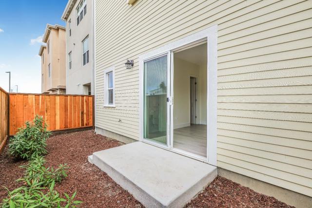 401 San Luis Avenue, Watsonville CA: https://media.crmls.org/mediaz/c4660af3-fe8f-4079-ba5e-48fdf26a2b9f.jpg