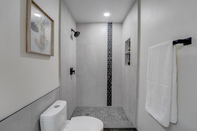6069 Rancho Mission Rd, San Diego CA: https://media.crmls.org/mediaz/c4668b40-5e14-4ff1-907e-4056d955460a.jpg