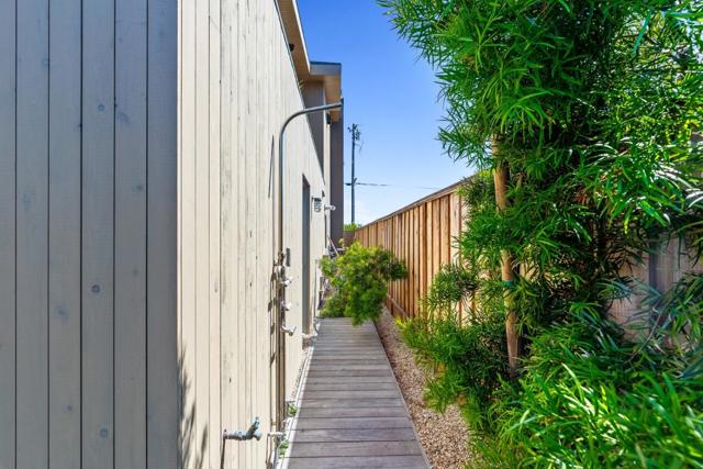 1122 West Cliff Drive, Santa Cruz CA: https://media.crmls.org/mediaz/c466a700-c222-4943-b473-d476cba6a38e.jpg