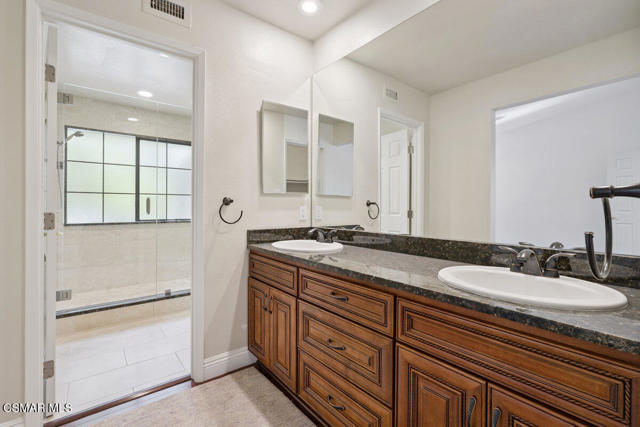 2619 Calle Hermosa, Thousand Oaks CA: https://media.crmls.org/mediaz/c466bdfb-001b-4778-bba8-223e074c3cd5.jpg