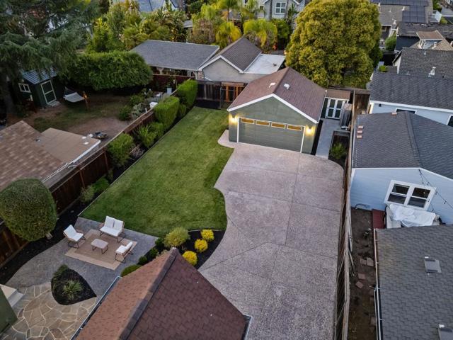 16717 Shannon Road, Los Gatos CA: https://media.crmls.org/mediaz/c4671972-8f8c-4724-a42e-9ff971f798bb.jpg