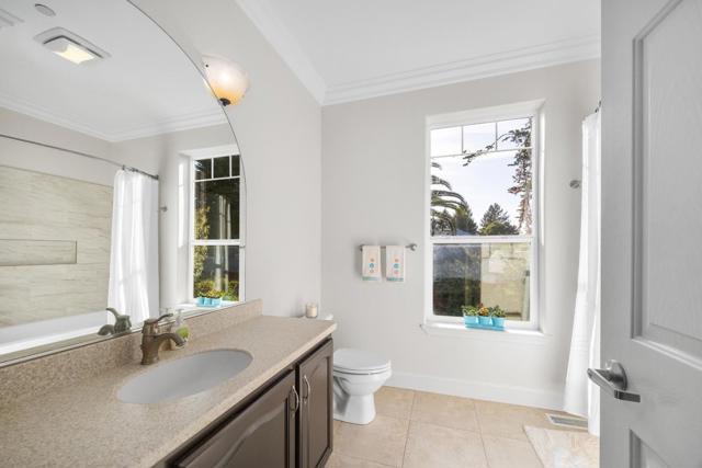 960 Smith Road, Watsonville CA: https://media.crmls.org/mediaz/c4678007-8f90-46f4-a853-54d3a1e08238.jpg