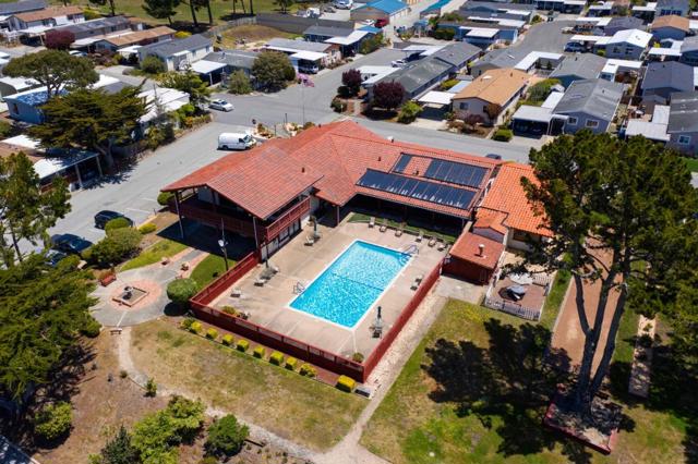 3 Lighthouse Road, Half Moon Bay CA: https://media.crmls.org/mediaz/c468c8eb-d85e-4193-a818-10242b232dc6.jpg