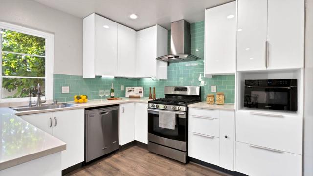 368 Serramonte Terrace, Fremont CA: https://media.crmls.org/mediaz/c468ea90-a8a7-4c71-9353-e65480bc32f8.jpg
