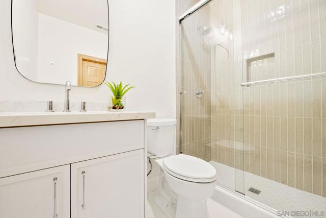 17601 Valle Verde, Poway CA: https://media.crmls.org/mediaz/c468f9b8-80f6-4363-a377-e954f784b5ea.jpg