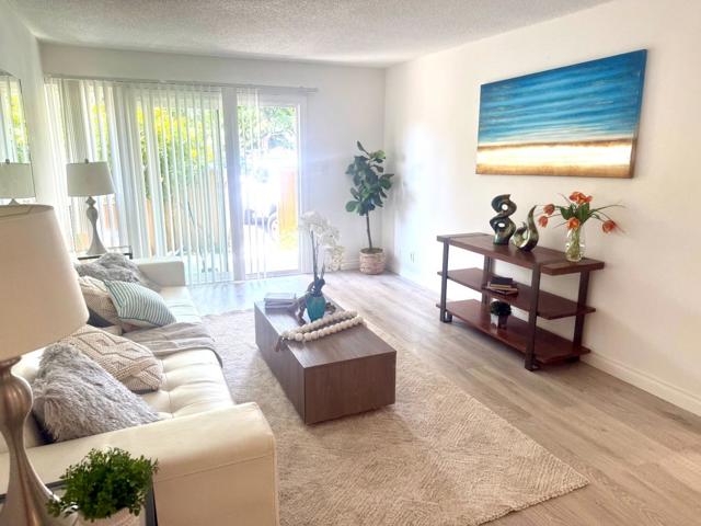 38500 Paseo Padre Pkwy, Fremont CA: https://media.crmls.org/mediaz/c46a20a3-8de9-48d2-bcde-941b39150a30.jpg