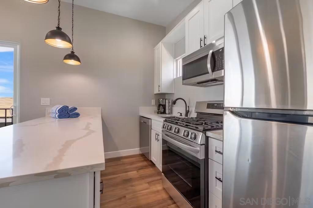 4727 Iroquois Ave - photo 3