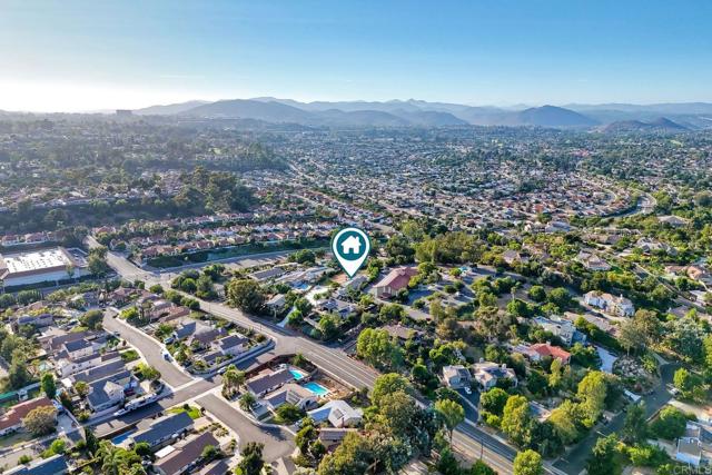 12666 Stone Canyon Road, Poway CA: https://media.crmls.org/mediaz/c46a8bc7-ce70-4709-a65f-9bee7f90b932.jpg