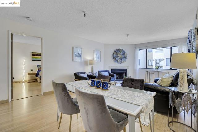 Image 7 of 42 For 545 Pierce St  3002