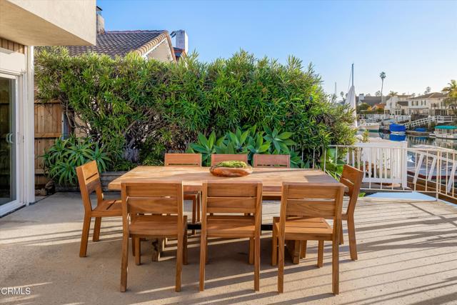 Detail Gallery Image 18 of 49 For 2957 Seaview Ave, Ventura,  CA 93001 - 5 Beds | 3 Baths