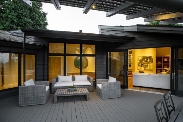 12008 Emerald Hill Lane, Los Altos Hills CA: https://media.crmls.org/mediaz/c46bd689-4aae-4d50-ae9c-cc6853088a2b.jpg