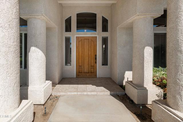 Detail Gallery Image 7 of 51 For 13300 Coco Palm Ct, Bakersfield,  CA 93314 - 4 Beds | 3 Baths