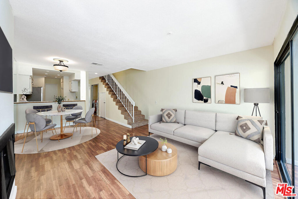 1054 Seco Street #206