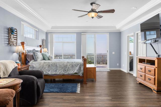 960 Smith Rd, Watsonville CA: https://media.crmls.org/mediaz/c46c8bfe-cde7-4634-80a2-bba8c354ac2b.jpg