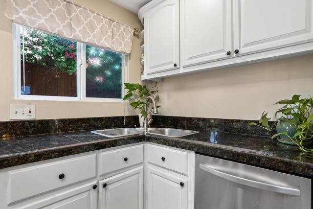 14643 Evening Star Dr, Poway CA: https://media.crmls.org/mediaz/c46c9f0f-2770-4839-9e10-af82abc55181.jpg