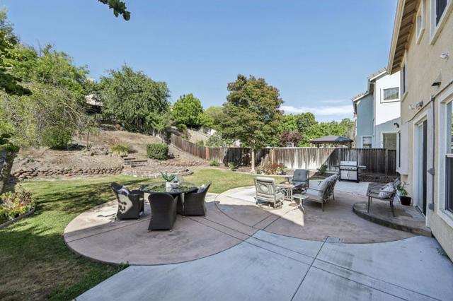 743 Promenade Lane, San Jose CA: https://media.crmls.org/mediaz/c46ca37a-8c65-4f64-b58c-99719fbb808b.jpg