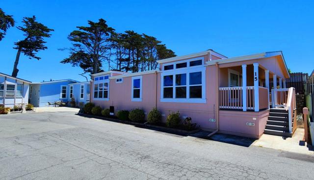 347 Carmel Avenue, Marina CA: https://media.crmls.org/mediaz/c46cf48b-aca2-46a6-8627-5fbac3318979.jpg