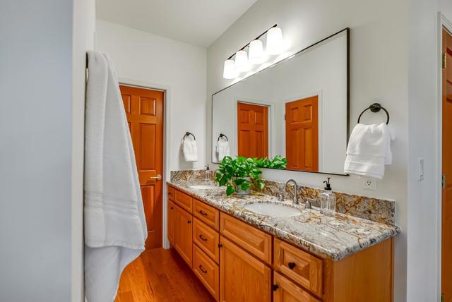 7 Clubhouse Road, Santa Cruz CA: https://media.crmls.org/mediaz/c46d2064-1cea-4850-a31b-0b044e64c038.jpg
