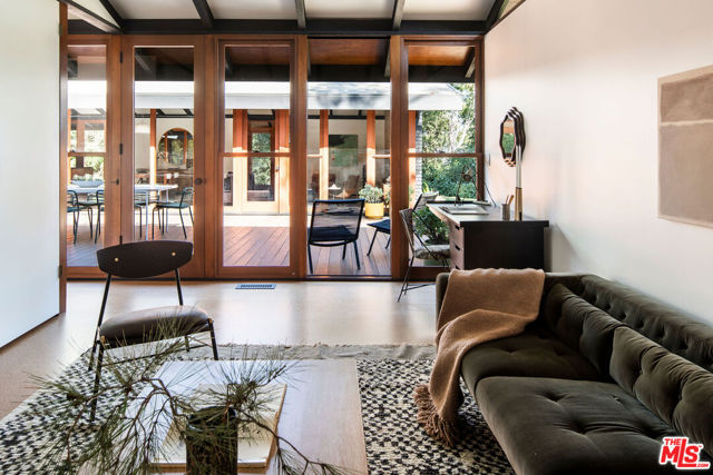 2050 La Fremontia Street, South Pasadena CA: https://media.crmls.org/mediaz/c46d50df-f2dc-4dcc-bb22-669497117ae2.jpg