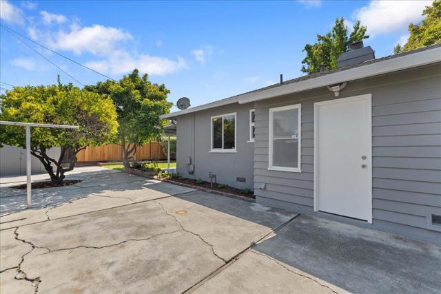 323 N Cypress Avenue, Santa Clara CA: https://media.crmls.org/mediaz/c46d66f9-bbd5-4a0f-b866-88518e0b96a4.jpg